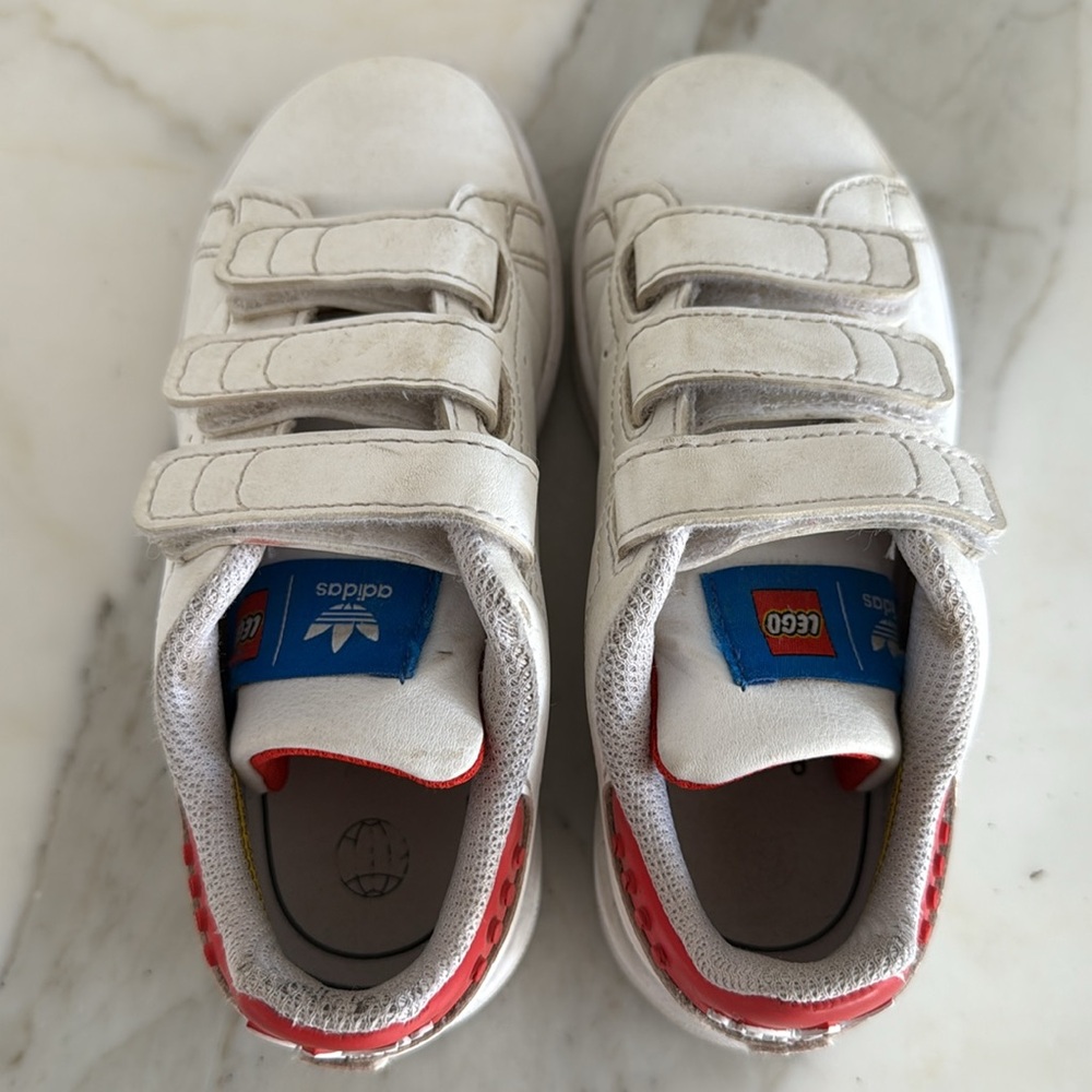 Adidas Kids Stan Smith x Lego White and Red Shoes Size 10.5 - Picture 6 of 8